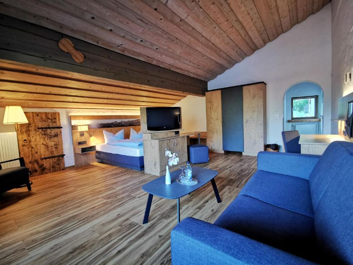 Gasthof & Hotel Zur Post Wallgau Exteriör bild